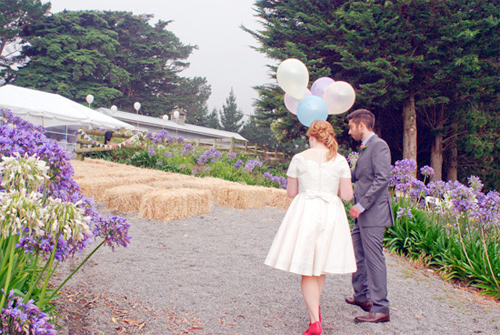 Completely swooning over Kate Jason's simple country wedding